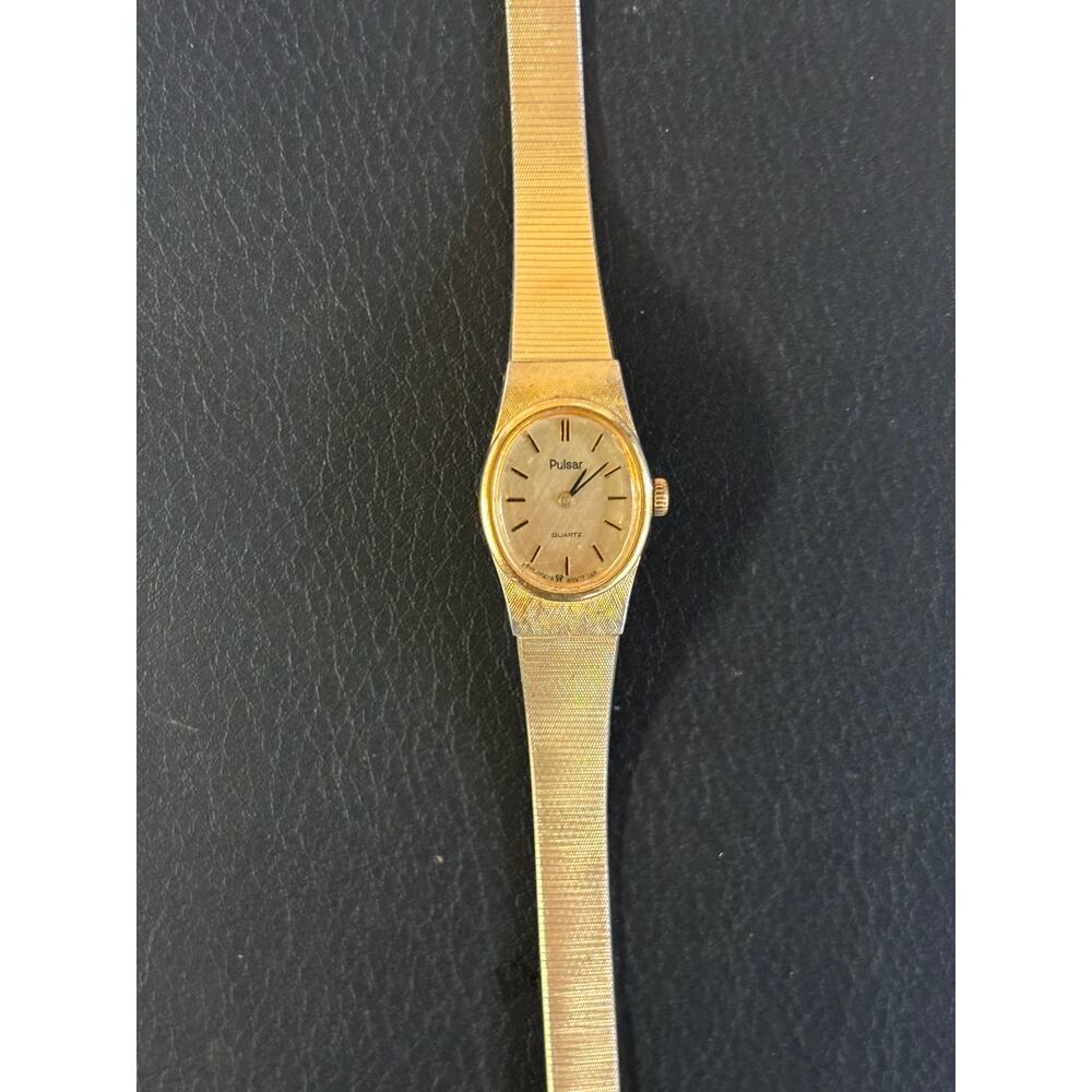 Vintage Pulsar V242-5010 Gold Tone Womens Watch! New Battery!